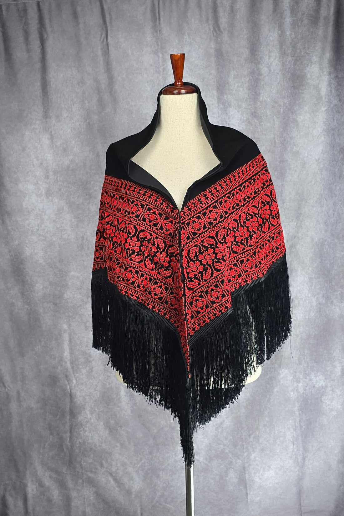 machine embroidered palestinian shawl rajaeen