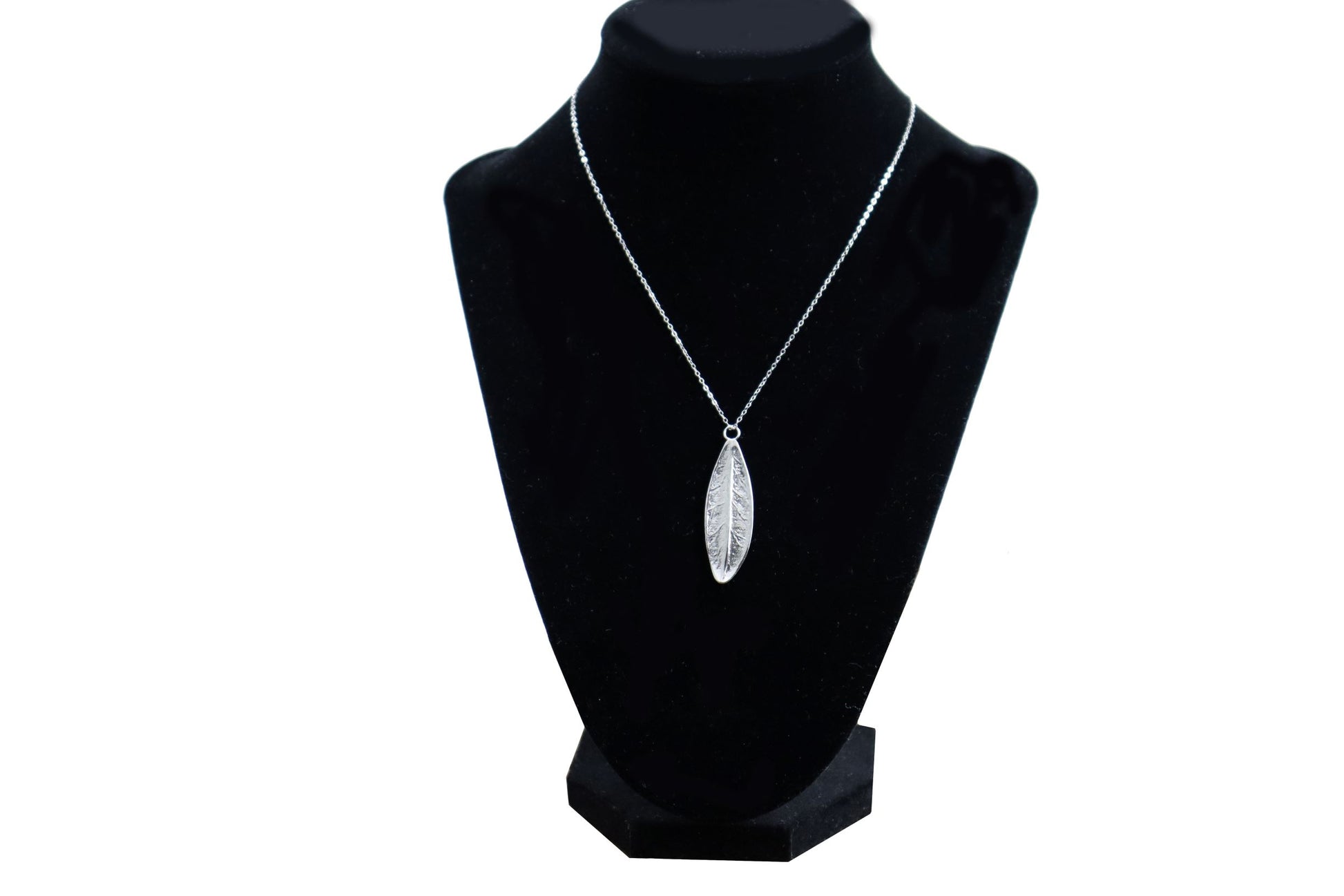 palestinian jewelry olive leaf necklace rajaeen