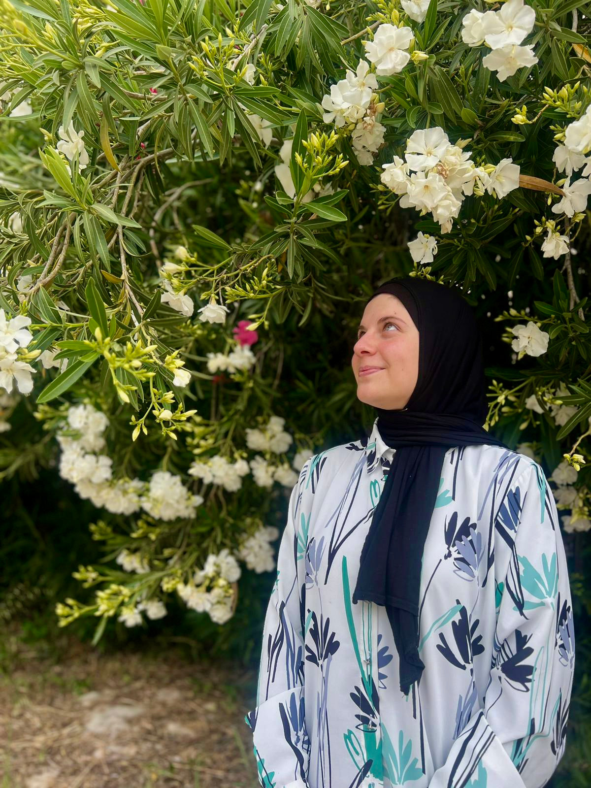 palestinian artist sara awashra rajaeen