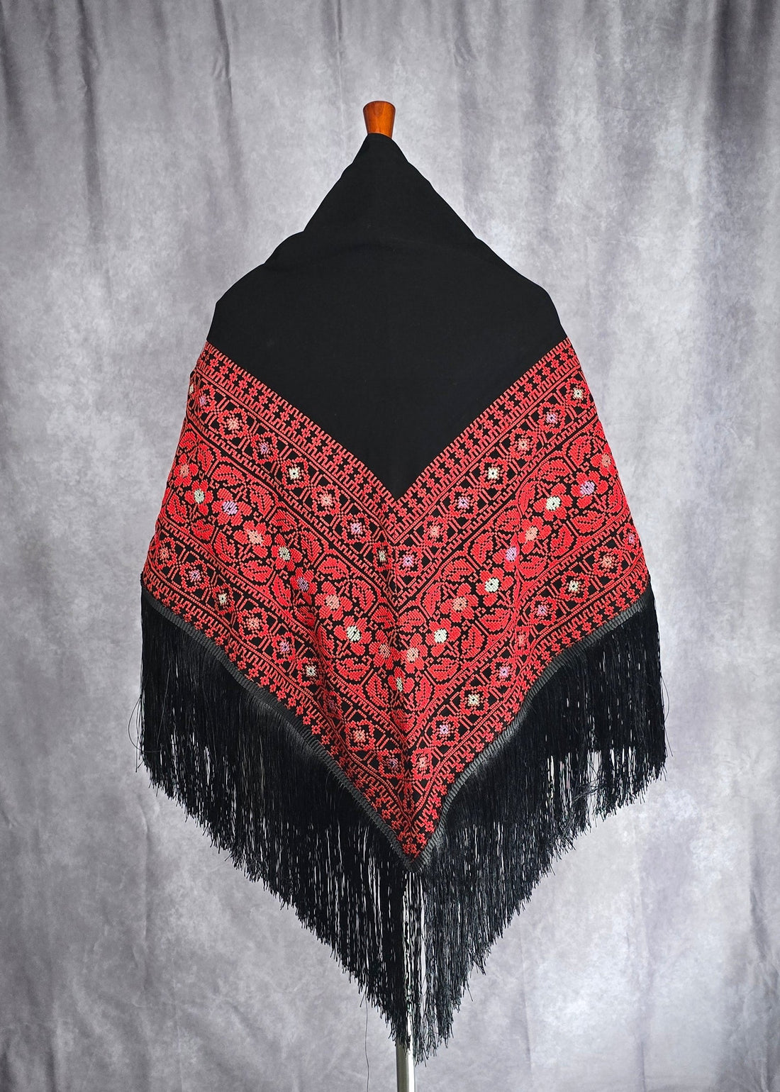 Palestinian Tatreez Shawl