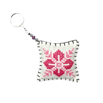 Handmade Embroidered Tatreez Flower Keychain – A Symbol of Solidarity