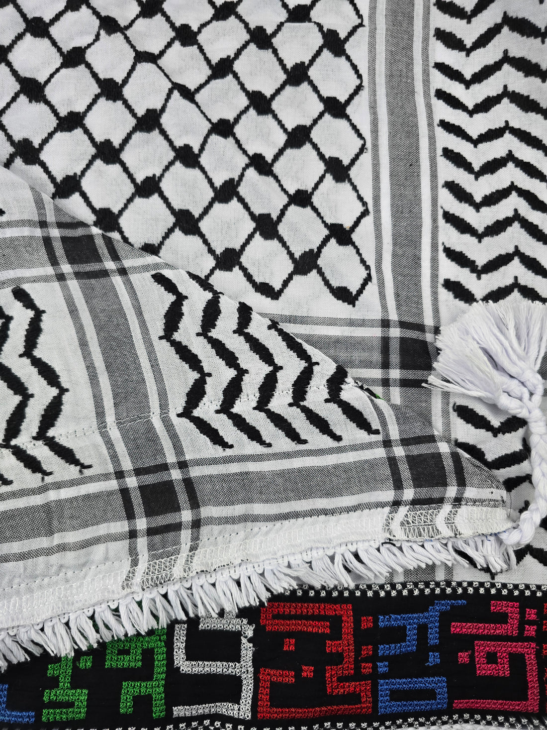 Made in Syria - Keffiyeh Shemagh - Palestine City Names Embroidery