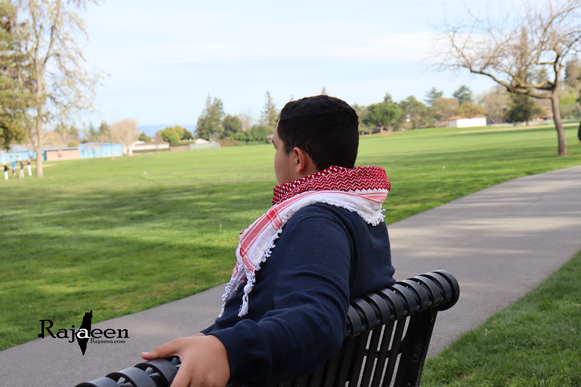 red keffiyeh scarf rajaeen